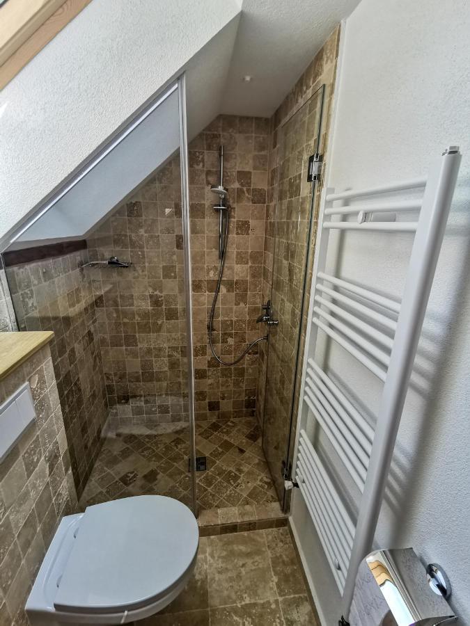 Otto'S Guesthouse Prejmer Eksteriør bilde