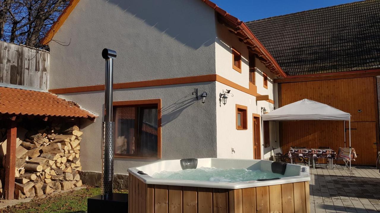 Otto'S Guesthouse Prejmer Eksteriør bilde