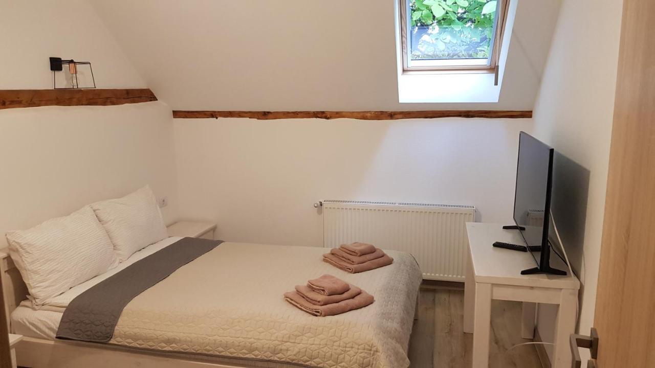 Otto'S Guesthouse Prejmer Eksteriør bilde